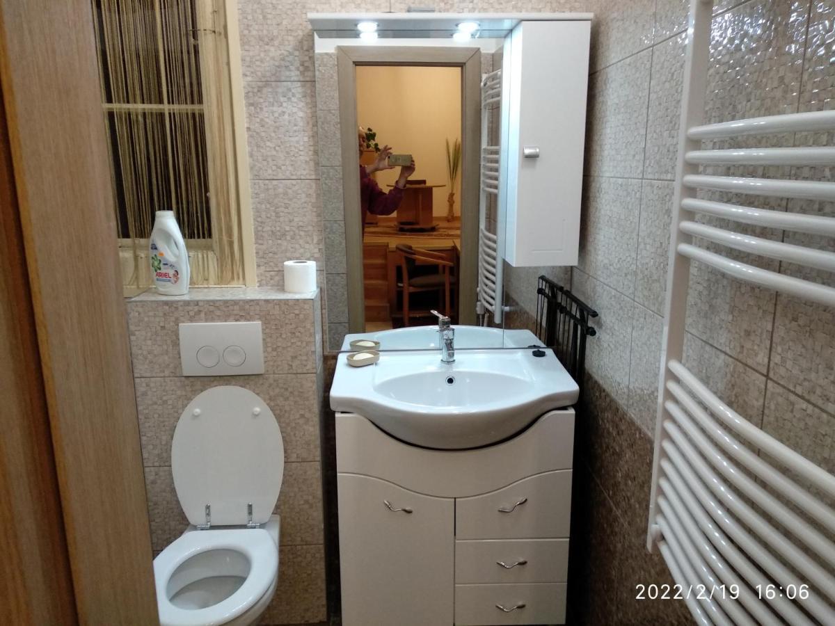 A Quiet Studio In The Heart Of The City Budapeste Exterior foto