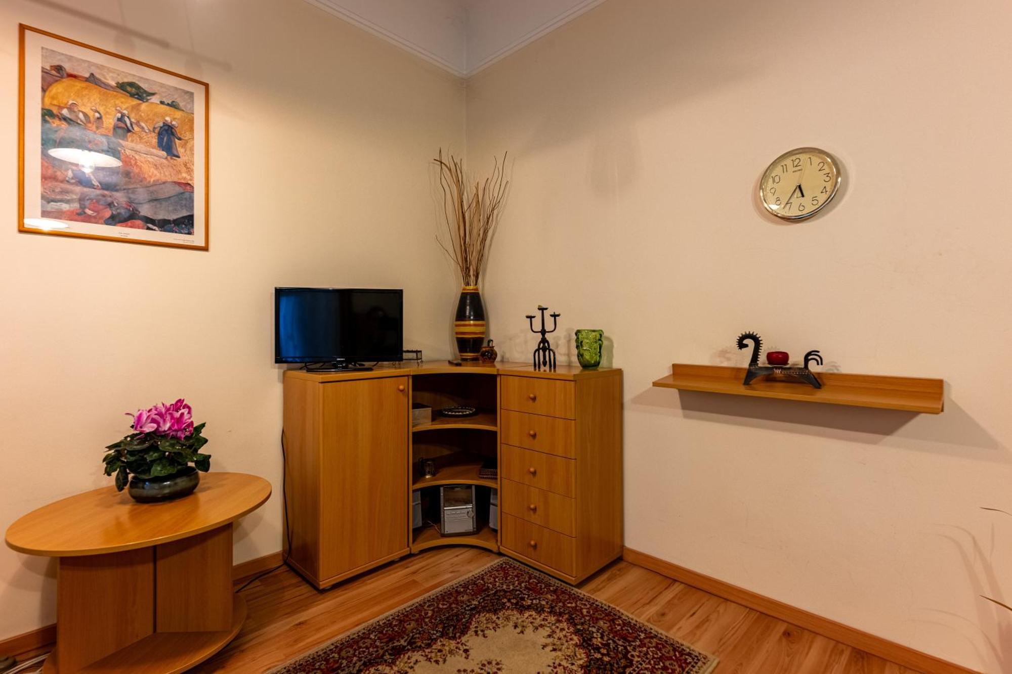 A Quiet Studio In The Heart Of The City Budapeste Exterior foto