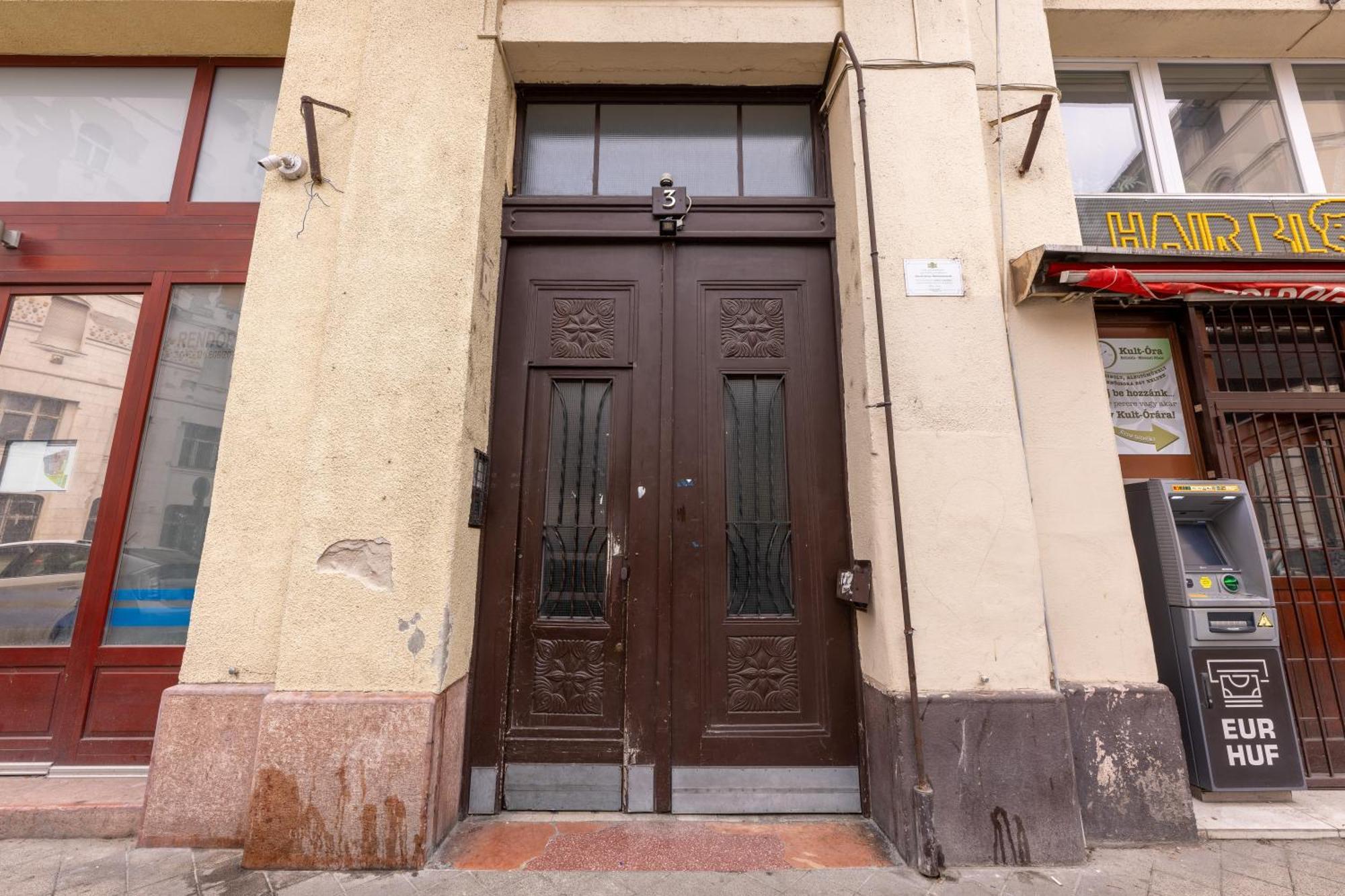 A Quiet Studio In The Heart Of The City Budapeste Exterior foto
