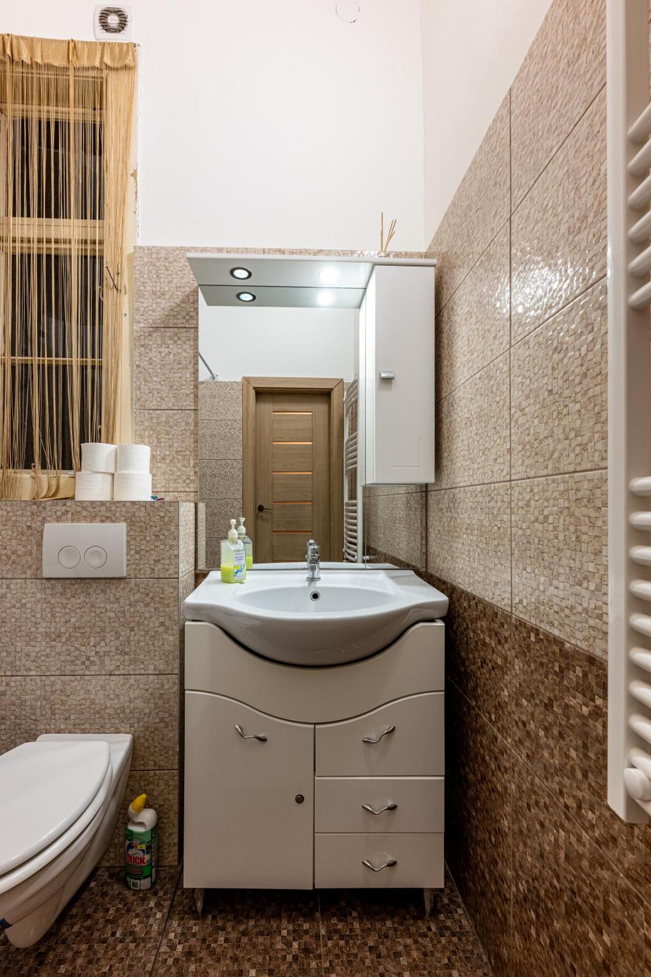 A Quiet Studio In The Heart Of The City Budapeste Exterior foto